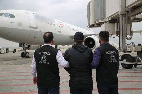 استرداد کلاهبردار ۲۰۰ میلیون دلاری شرکت هرمی یونیک فاینانس به کشور