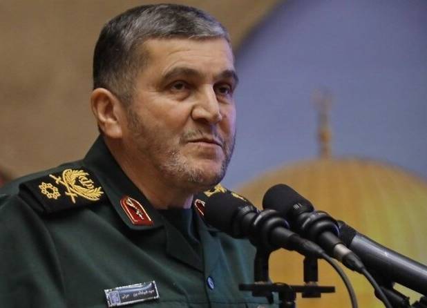 معاون قرارگاه سازندگی سپاه: مشکلات کشور را خودمان باید حل کنیم
