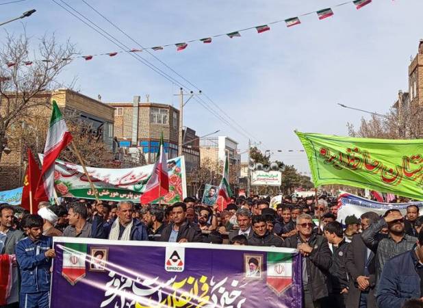 حضور پرشور مردم شهرستان مرزی خواف در راهپیمایی ۲۲ بهمن 