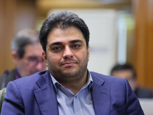 هرمزی: سهم حمل ونقل عمومی از ترددهای تهران را به ۶۰ درصد می‌رسانیم