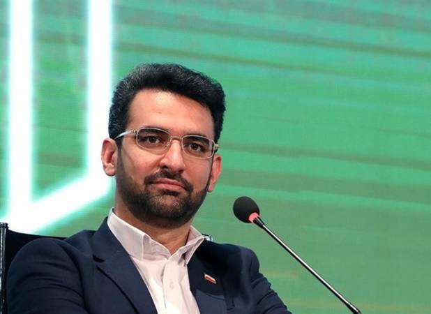 طعنه سنگین آذری جهرمی به نماینده جنجالی