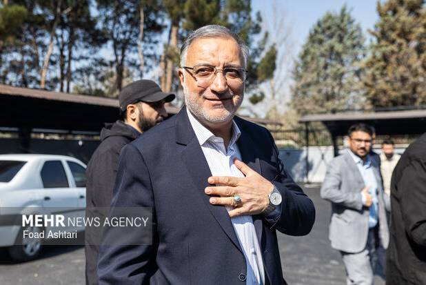 بازدید شهردار تهران از نحوه خدمات‌رسانی به شهروندان