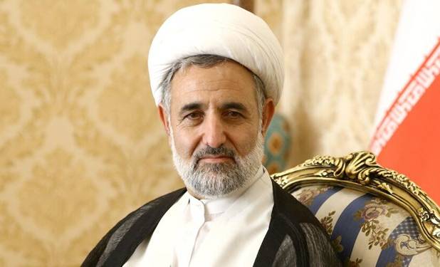 خطیب در همه تصمیماتش انقلابی عمل کرده است