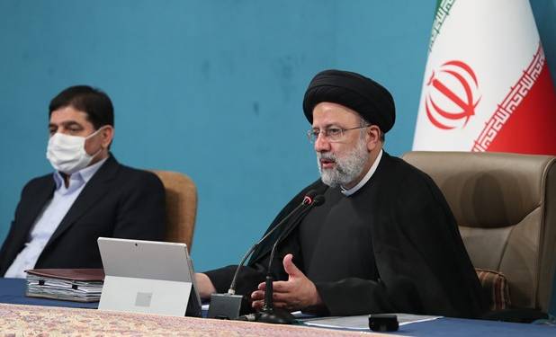 مشکلات روابط تجاری با کشور‌های منطقه را رفع کنید