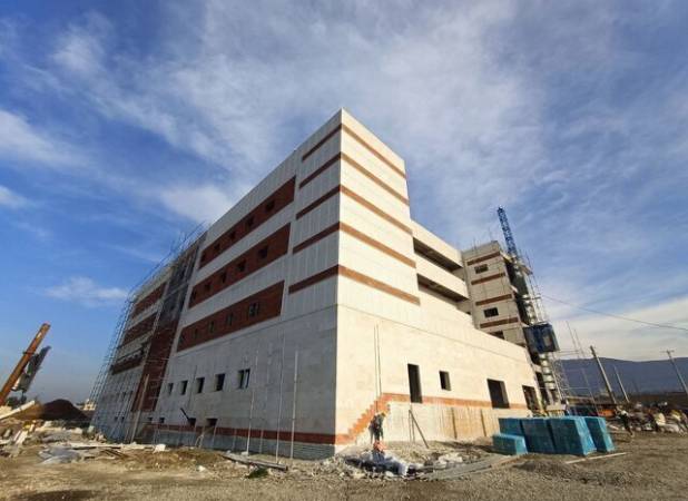 پیشرفت ۹۵ درصدی دو پروژه بزرگ بیمارستانی البرز