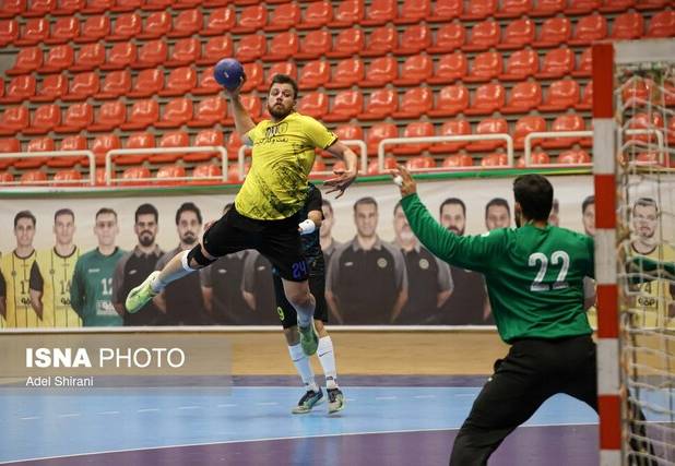 تیم هندبال یاسام کردستان به مصاف رقبای لیگ آیندگان می‌رود