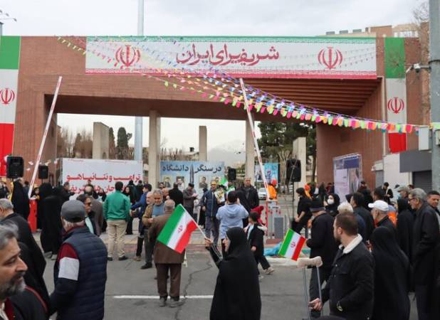 ۴۷ سال همراهی دانشگاه صنعتی شریف با انقلاب اسلامی