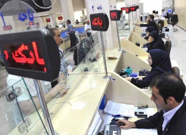 فرش قرمز برخی از بانک‌ها برای ابربدهکاران بانکی