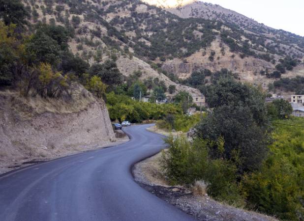 آغاز بهسازی و آسفالت ۱۰۰۰۰کیلومتر راه روستایی در کشور