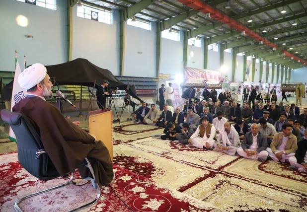 نماینده ولی‌فقیه در سیستان و بلوچستان: تلاش کنیم فرزندان ما از نظر علمی رشد کنند
