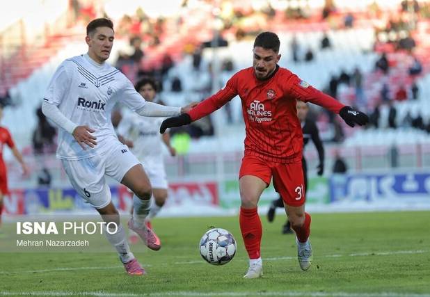 فرصت طلایی برای تراکتور و ربیعی/ صدر جدول دوباره قرمز می‌شود؟