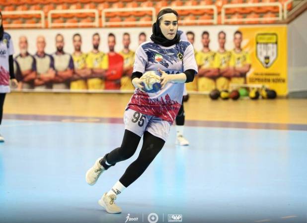 پیروزی صدرنشین‌ها و شکست استقلال در خانه در هفته یازدهم لیگ برتر هندبال زنان