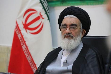 امام جمعه قم: ماموران پلیس این روزها خواب ندارند