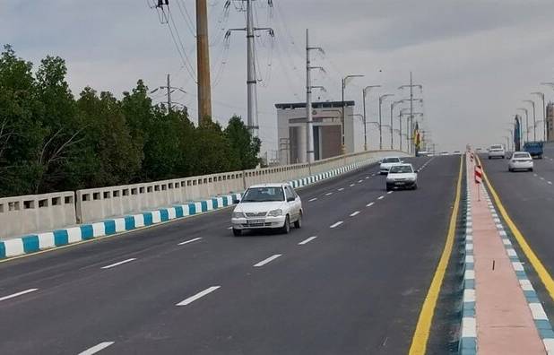 تقاطع غیرهمسطح میدان جمهوری اهواز به بهره‌برداری رسید