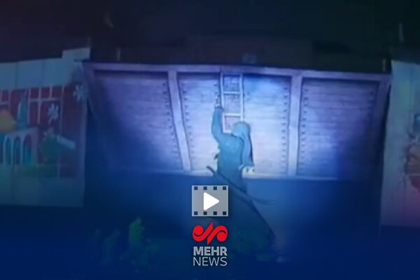 زنده شدن یاد حاج قاسم سلیمانی در مراسم رونمایی از نماد «فاتح خیبر»