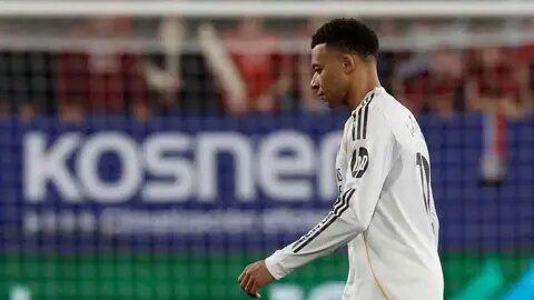 ام باپه غایب بزرگ رئال برابر بنفیکا