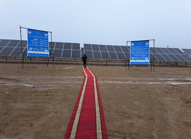 آغاز بهره‌برداری از نیروگاه خورشیدی ۱۴ مگاواتی پلدشت