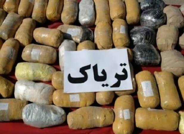 کشف ۲۵۵ کیلو تریاک توسط یگان ویژه فراجا