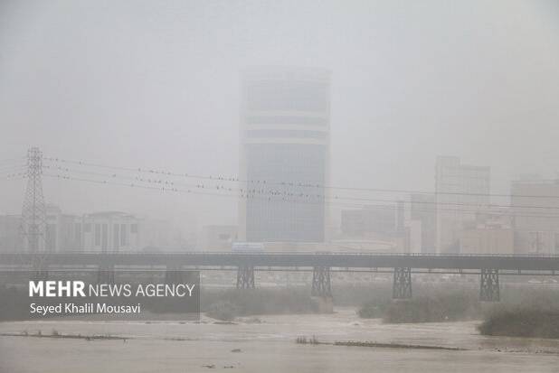 هوای اهواز در وضعیت قرمز قرار گرفت