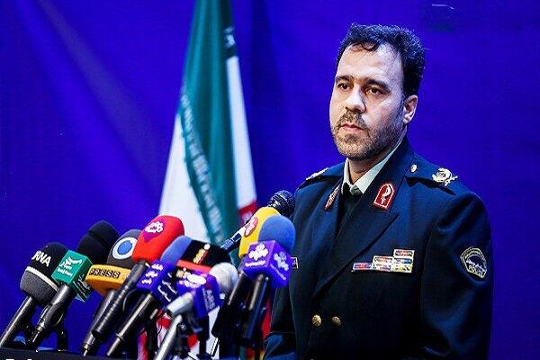 ایرانِ متحد، پلیسِ فداکار