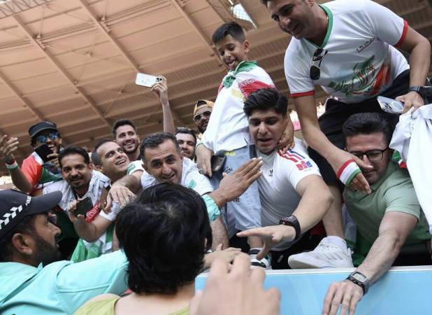 جشن سردار آزمون با ایرانی‌های دوحه