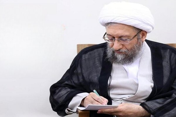 پیام تسلیت آیت الله آملی لاریجانی در پی درگذشت حاج محمد قمی