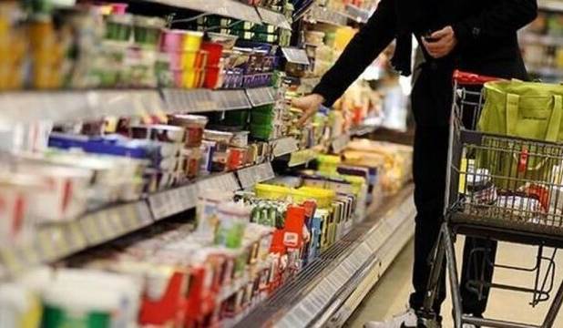 توزیع ۴۰ تن کالای تنظیم بازاری در شهرستان نقده