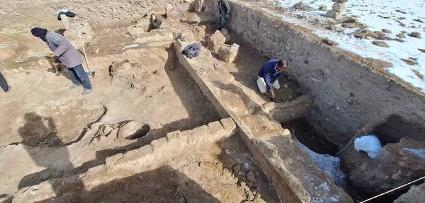 پایان نخستین فصل کاوش تپه باستانی بوزنجرد قهاوند