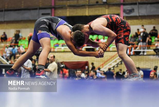 نونهالان لرستانی دو مدال طلا در کشتی آزاد جام «اقتدار ایران» کسب کردند