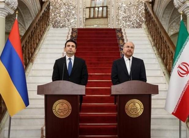 سیاست ایران گسترش روابط با همسایگان است