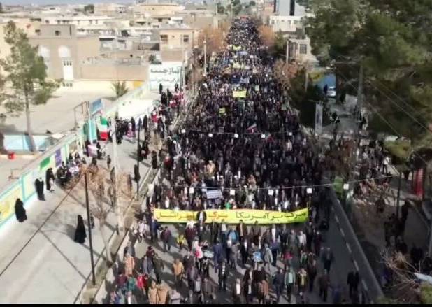 تصاویر هوایی از راهپیمایی ۲۲ بهمن بردسکن 