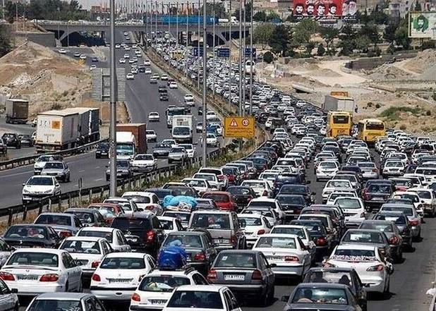 ترافیک در آزادراه تهران-کرج -قزوین سنگین است