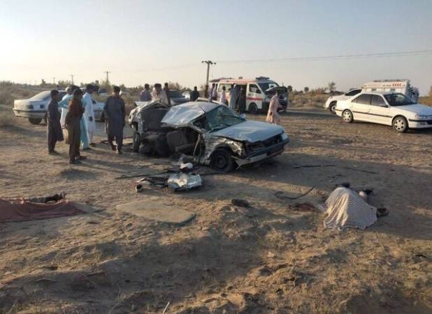 واژگونی وانت در جاده سراوان ۱۱ مصدوم برجا گذاشت/ 3 کشته در تصادف جاده ایرانشهر– بمپور