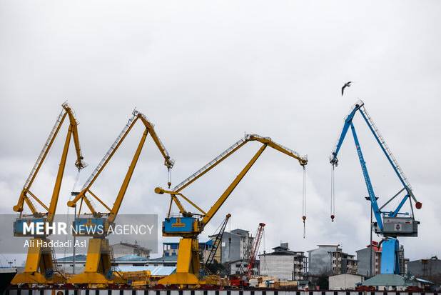 ظرفیت ناوگان ایران در دریای خزر به ۱۵۰ هزار تن می‌رسد