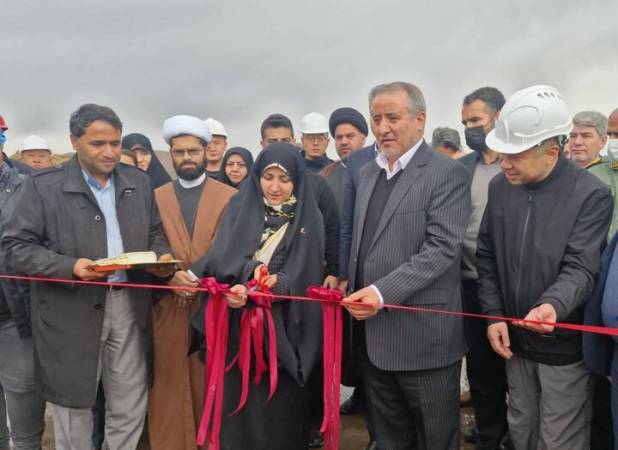 افتتاح پروژه تولید شمش چدن و گندله آهن خوسف با سرمایه‌گذاری خارجی