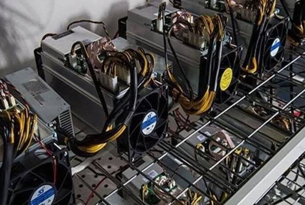 پاداش ۲۵ میلیون تومانی برای معرفی ماینرهای غیرمجاز
