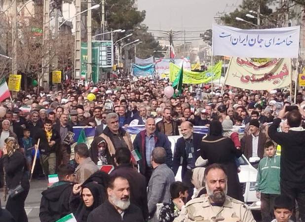 ساوه؛ روایتی از شکوه وفاداری در سایه پرچم سه‌رنگ ایران