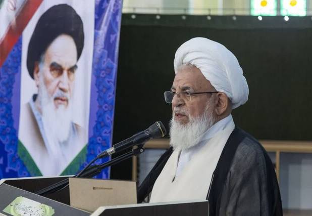 امام جمعه یزد: ملت ایران هرگز در برابر دشمنان سست و تسلیم نمی‌شود