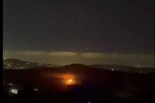 حمله هوایی رژیم صهیونیستی به شرق لبنان+ فیلم