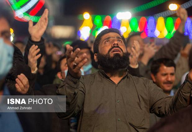 استاد حوزه: دعا را به خواندن الفاظ تقلیل ندهیم