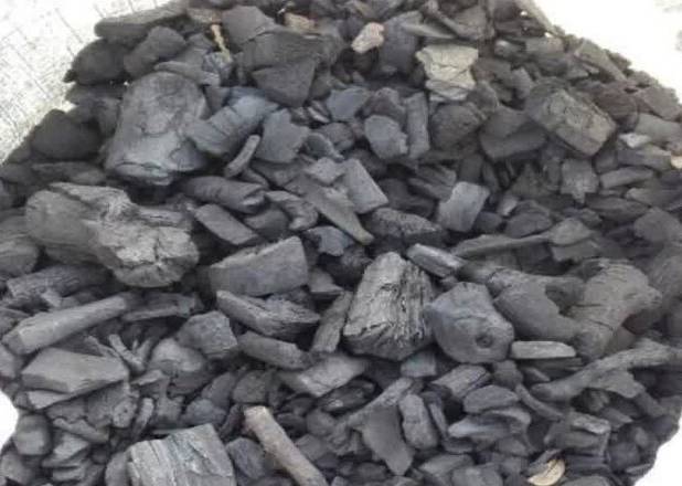 کشف یک تن ذغال چوب غیرمجاز در خرم‌آباد