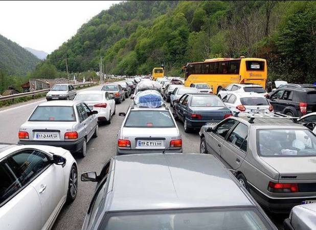 جاده هراز دو طرفه شد