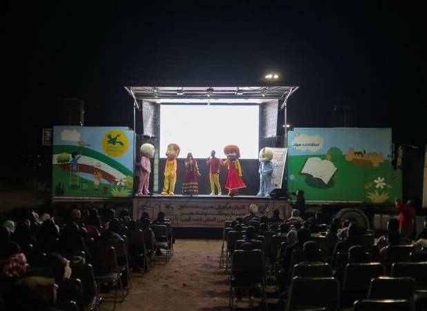 تماشاخانه سیار کانون پرورش فکری کودکان به روستاهای اصفهان می‌رود