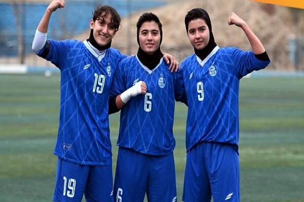 مهاجم استقلال: رویای لژیونر شدن را در سر دارم/ هدفم فقط گل زدن نیست