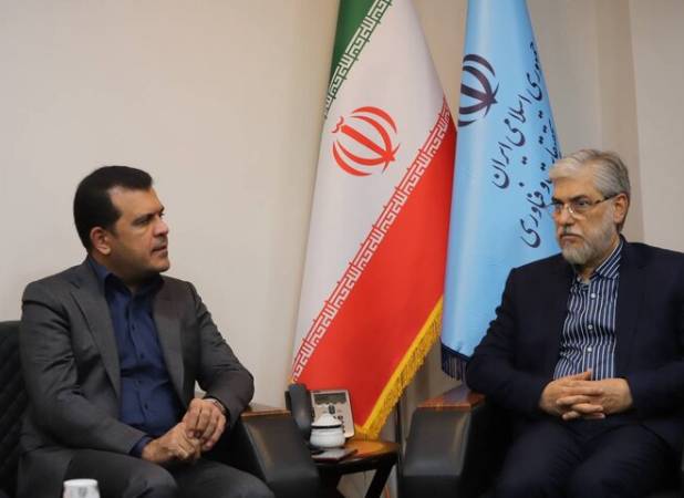 همکاری وزیر علوم و معاون علمی در جبران خسارت ناشی از جنگ به مراکز علمی