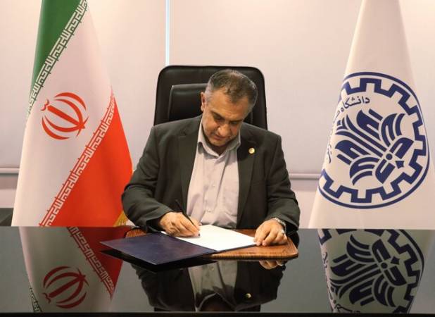 رئیس دانشگاه شریف: انقلاب اسلامی زمینه‌ساز رشد و بالندگی کشور شد