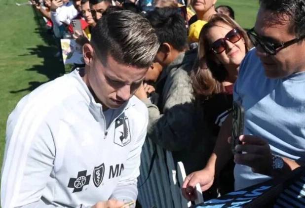 خامس در آستانه اخراج از آمریکا!