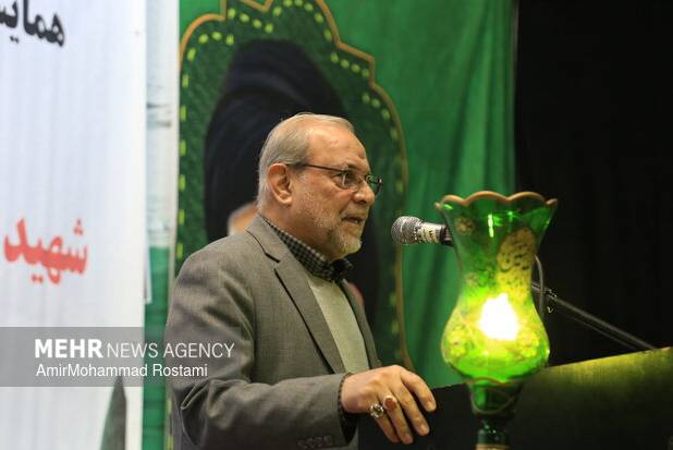 ذوالقدر: فضای مجازی بستر اصلی هدایت اغتشاش‌ها بود و باید ساماندهی شود