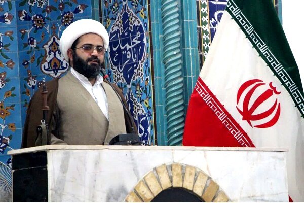 امام جمعه بنجار: تربیت دینی فرزندان باید از کودکی آغاز شود