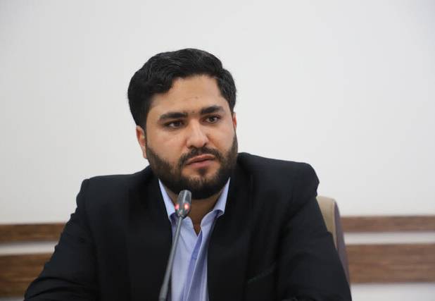 کشف مشروبات الکلی و دستگیری متهمان در خاتم